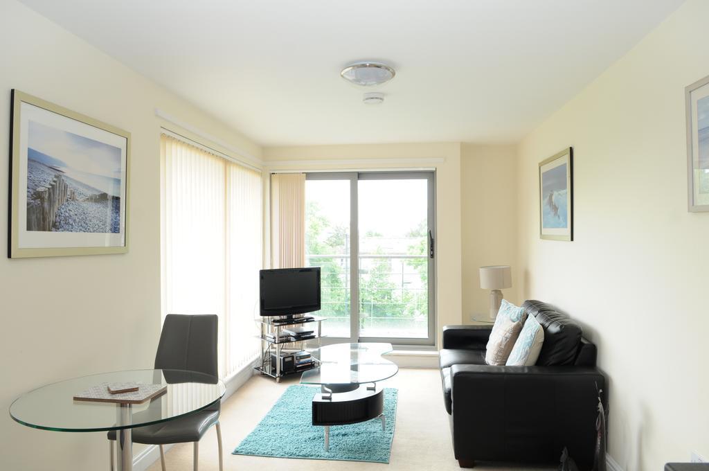 Your Stay Bristol Cotham Lawn Exterior foto